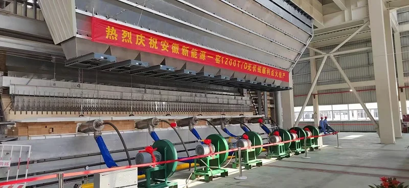 A New Energy Giant Successfully Commences Operations of Its 1200T/D Single-Kiln Line Photovoltaic Glass Furnace